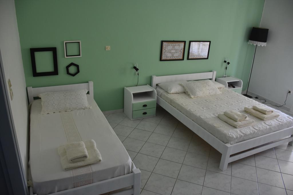 Hotel Studio Kostas Asprogerakata Exteriér fotografie