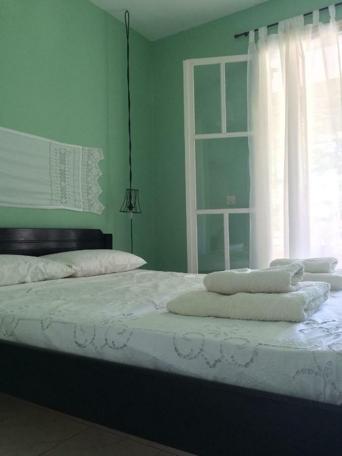 Hotel Studio Kostas Asprogerakata Exteriér fotografie